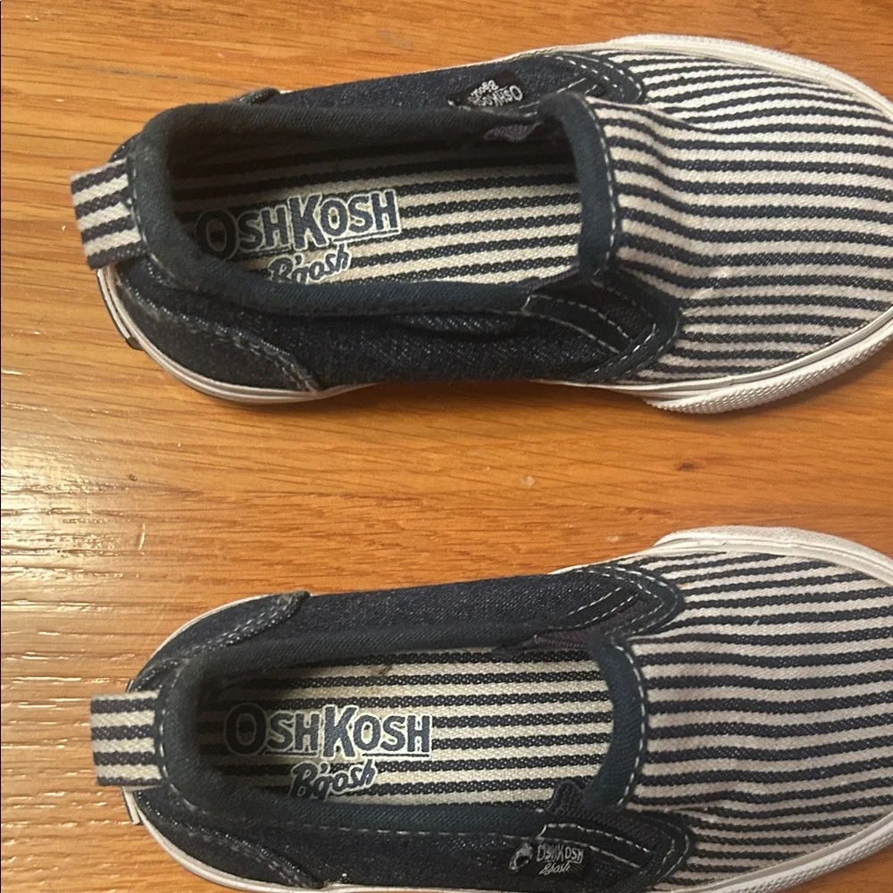 OshKosh B'gosh Navy and White Striped Kids Sneakers